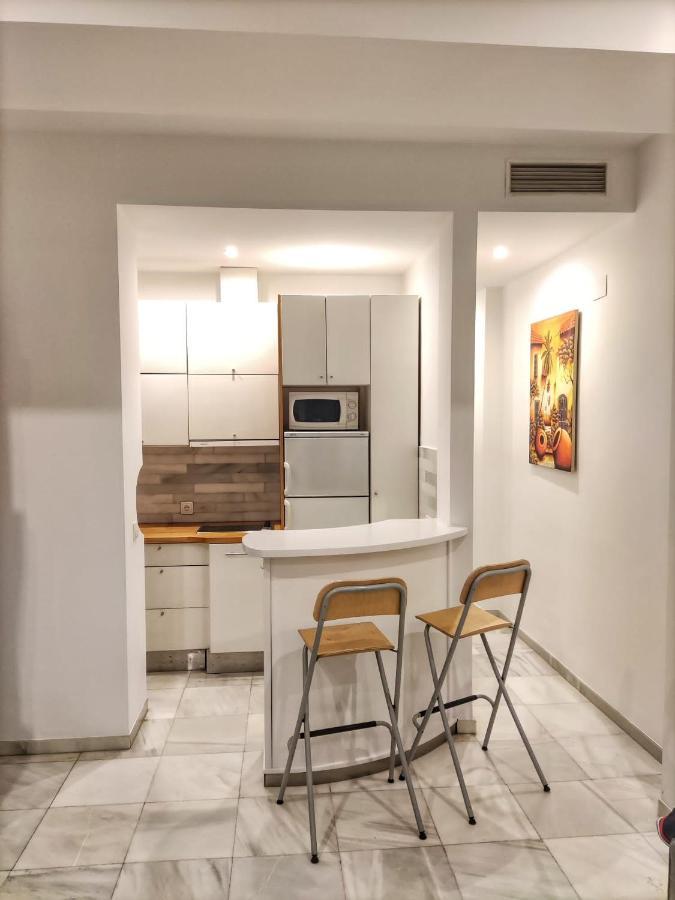 Coqueto Donkey Apartment เซบีญา ภายนอก รูปภาพ
