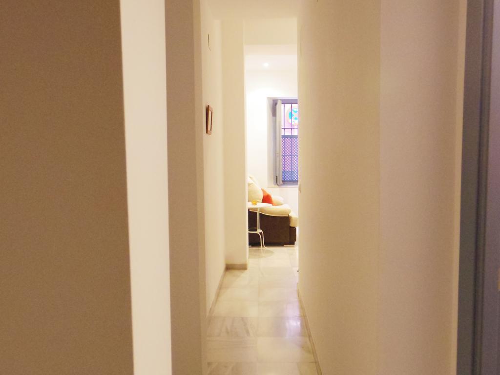 Coqueto Donkey Apartment เซบีญา ภายนอก รูปภาพ